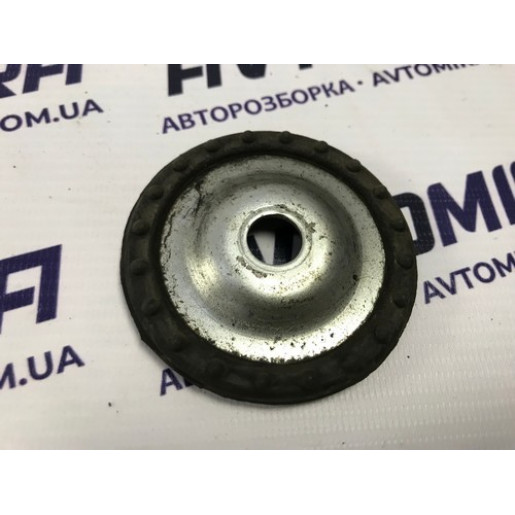 Тарелка передней пружины подвески L+R Opel Corsa D 2006-2014 55701796